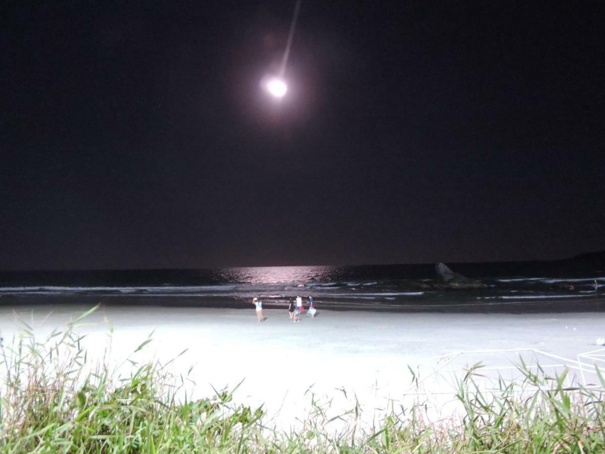 Ferienwohnung Apto 2 Quartos No Centro De Bombinhas, 130 Metros Praia Exterior foto